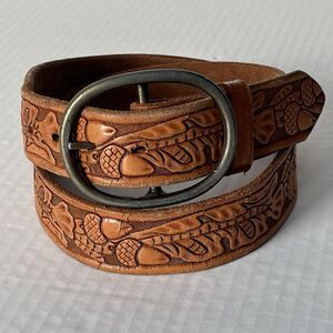 Vintage JUSTIN Top Grain Cowhide Leather Belt Hand Tooled Floral Western Cowboy